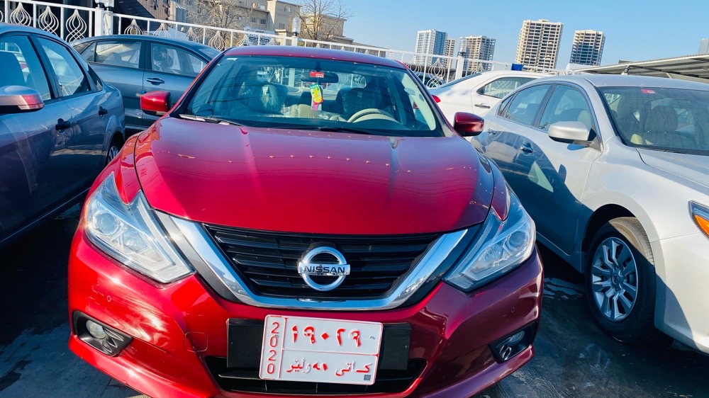 نیسان ئەلتیما